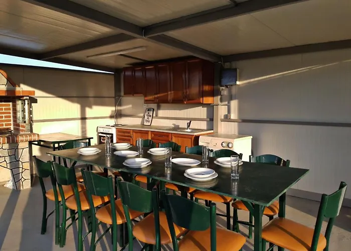 Oneiropagida House Sarti