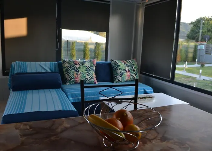 Villa Oneiropagida House